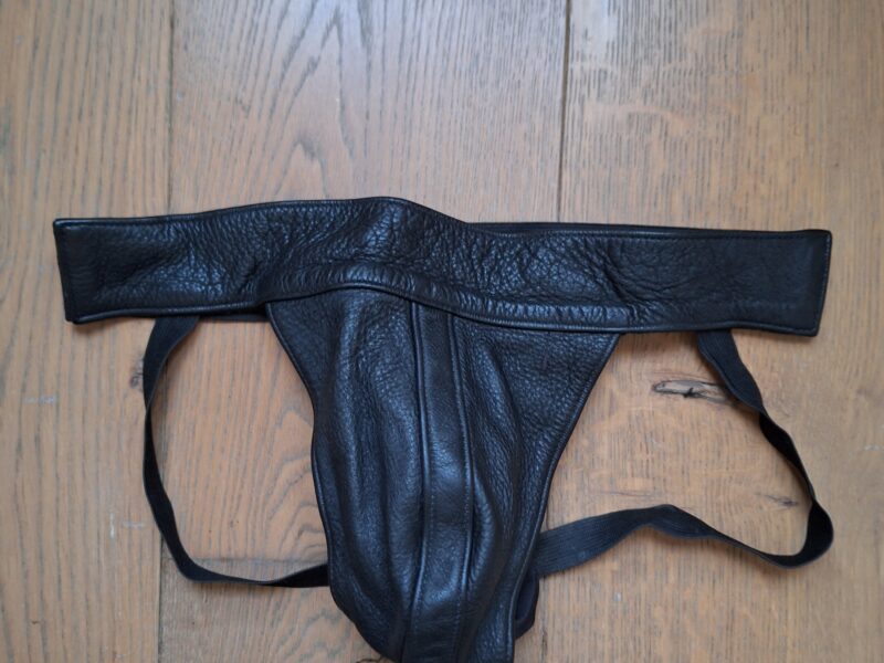 Jockstrap fetish en cuir