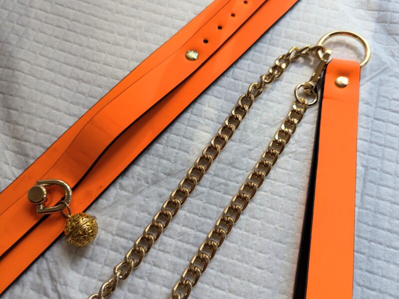 Collier-Laisse orange