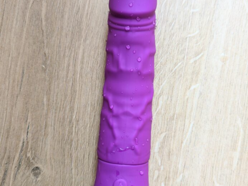 Gode vibrant toucher doux