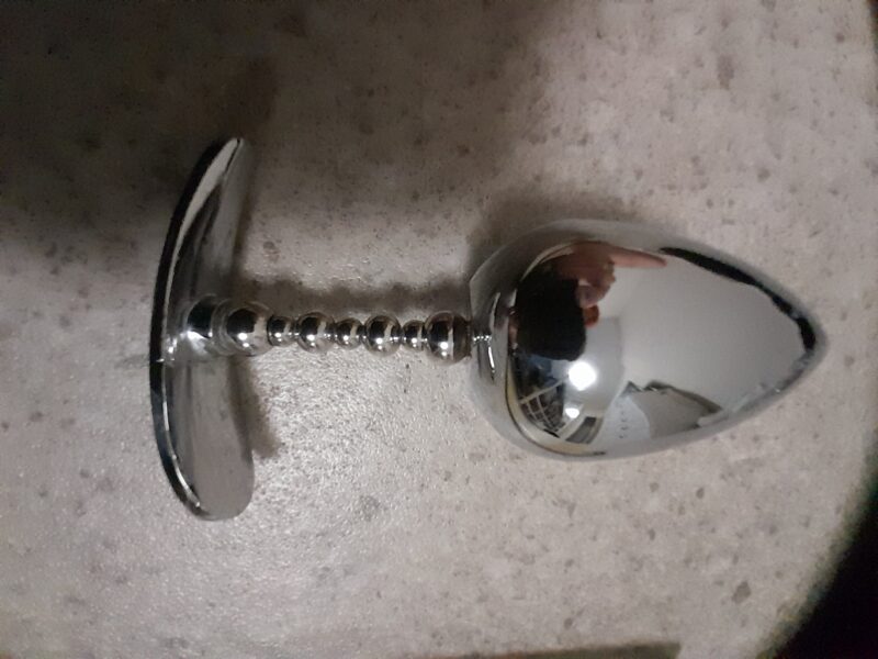 plug articulé anal