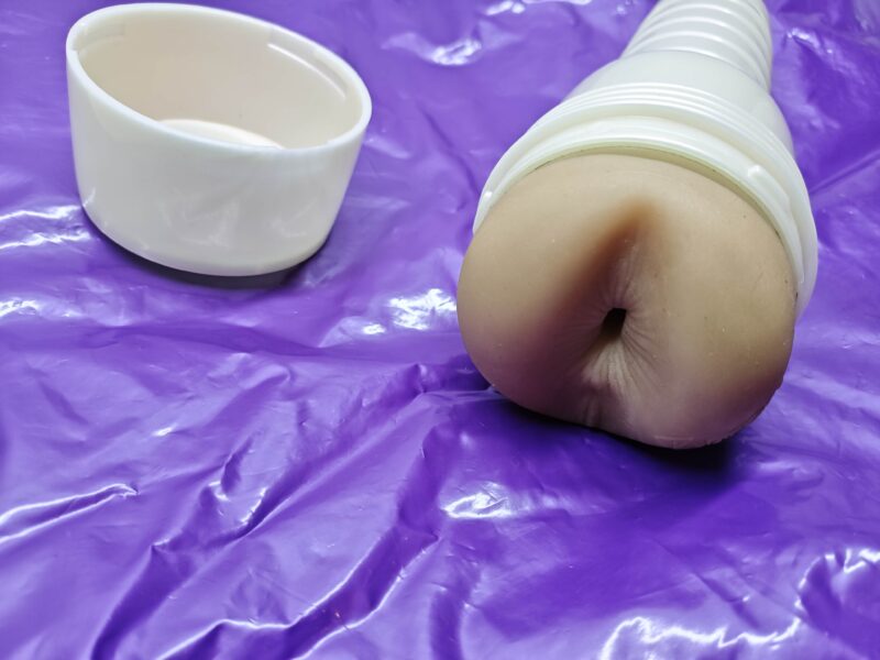 flesh light Riley Reid