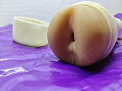 flesh light Riley Reid