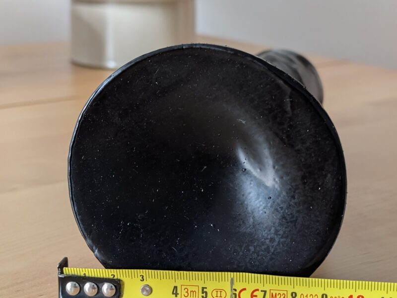 Gode noir type chien