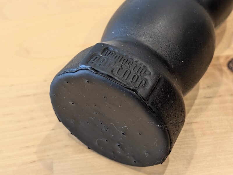 Gode noir domestic partne