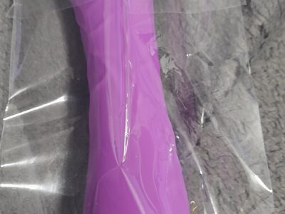 vibromasseur jamais servi