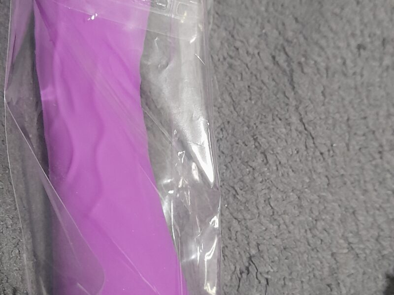 vibromasseur jamais servi