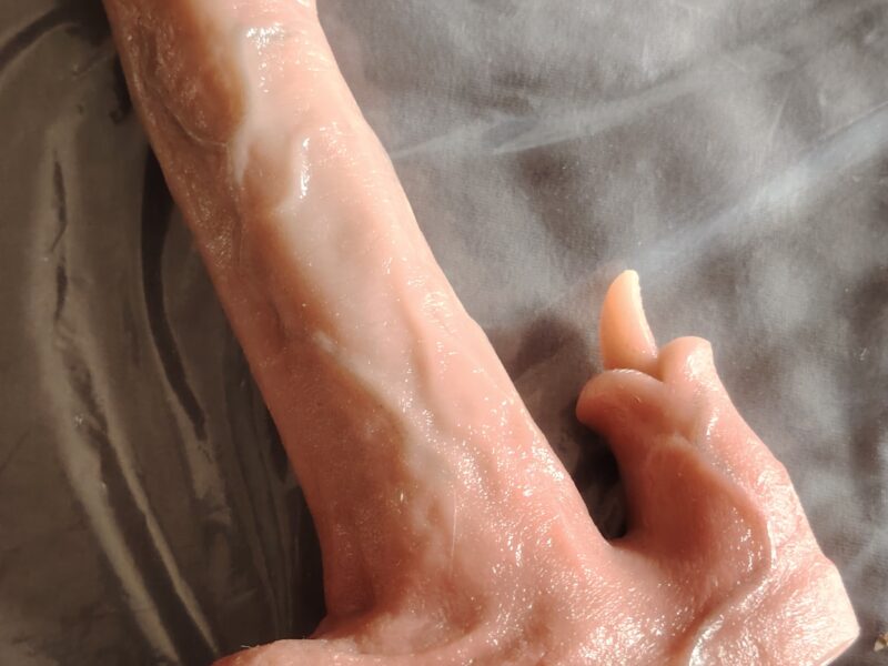 Godemichet vibrant réalis