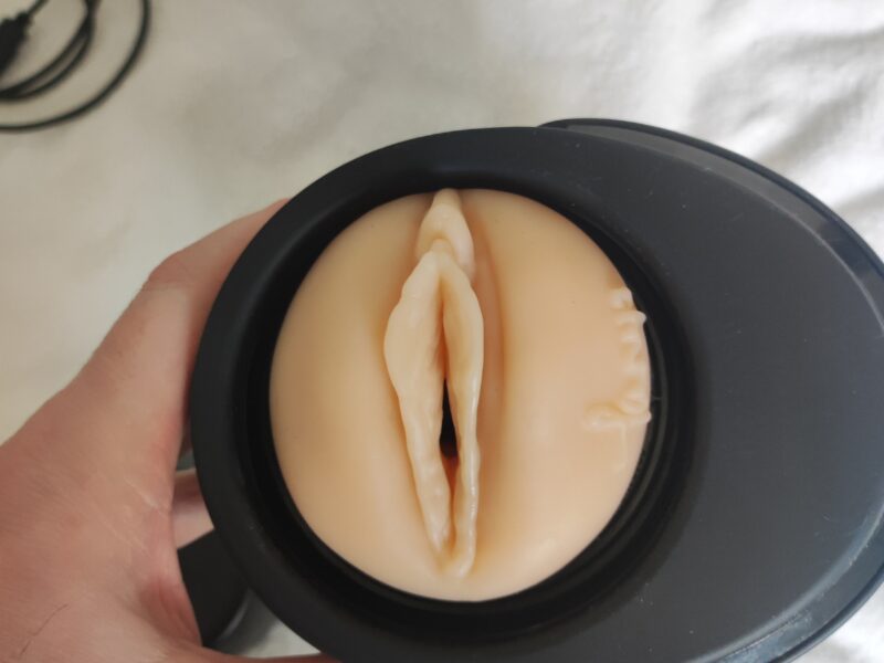 kiiroo keon