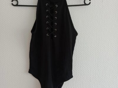 Body noir taille S