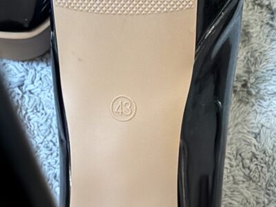 Talons pleaser
