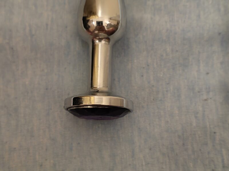 Petit plug violet