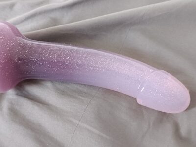 Dildo à paillettes