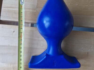 Plug 9 cm en vinyle bleu