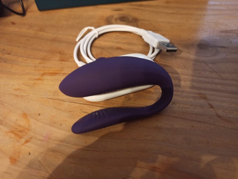 Vibromasseur clitoridien