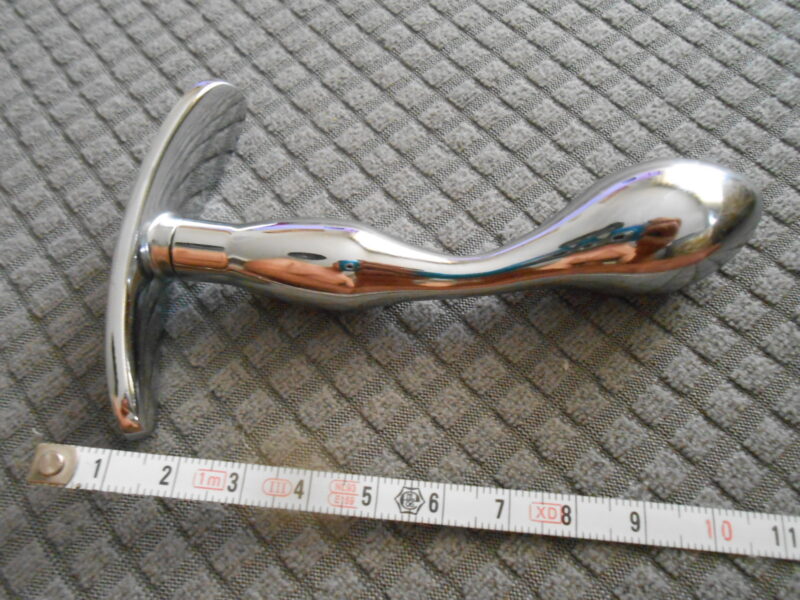 Plug anal métal 11 / 2 cm