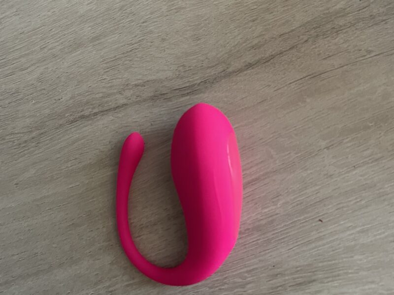 Oeuf vibrant rose