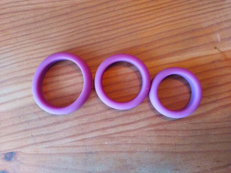 Jeu de trois cockrings