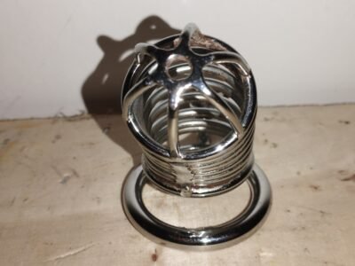 Cage de chasteté en métal