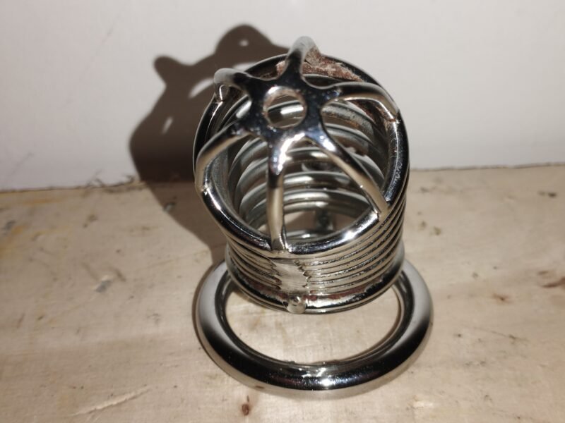 Cage de chasteté en métal