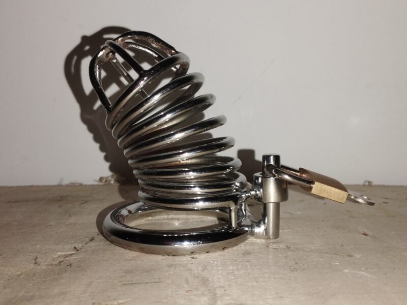 Cage de chasteté en métal