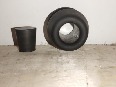 Plug tunnel avec bouchon