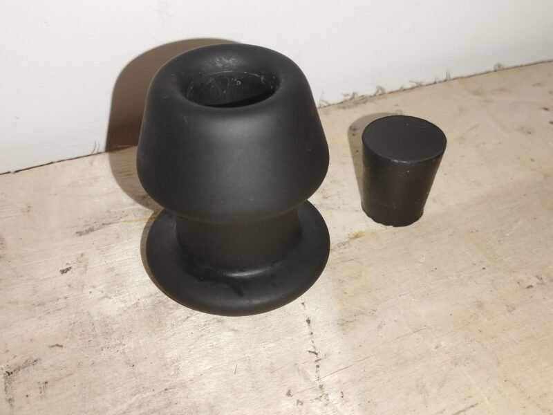 Plug tunnel avec bouchon