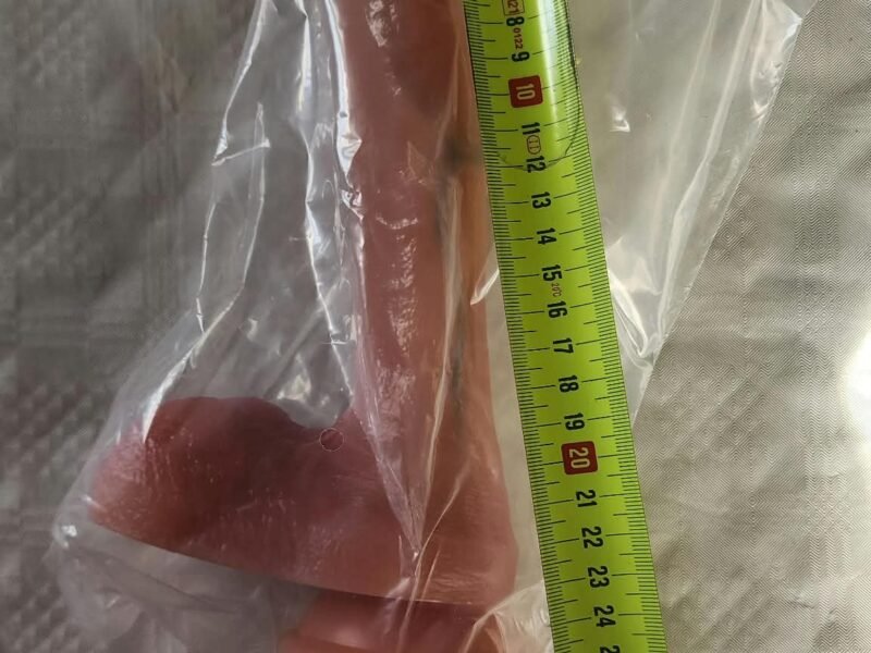 Dildo réaliste à ventouse
