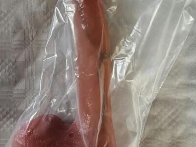 Dildo réaliste à ventouse