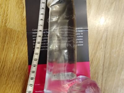 Gode transparent réaliste